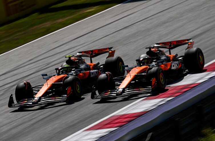 Norris prévient : un accrochage avec Piastri est « inévitable »